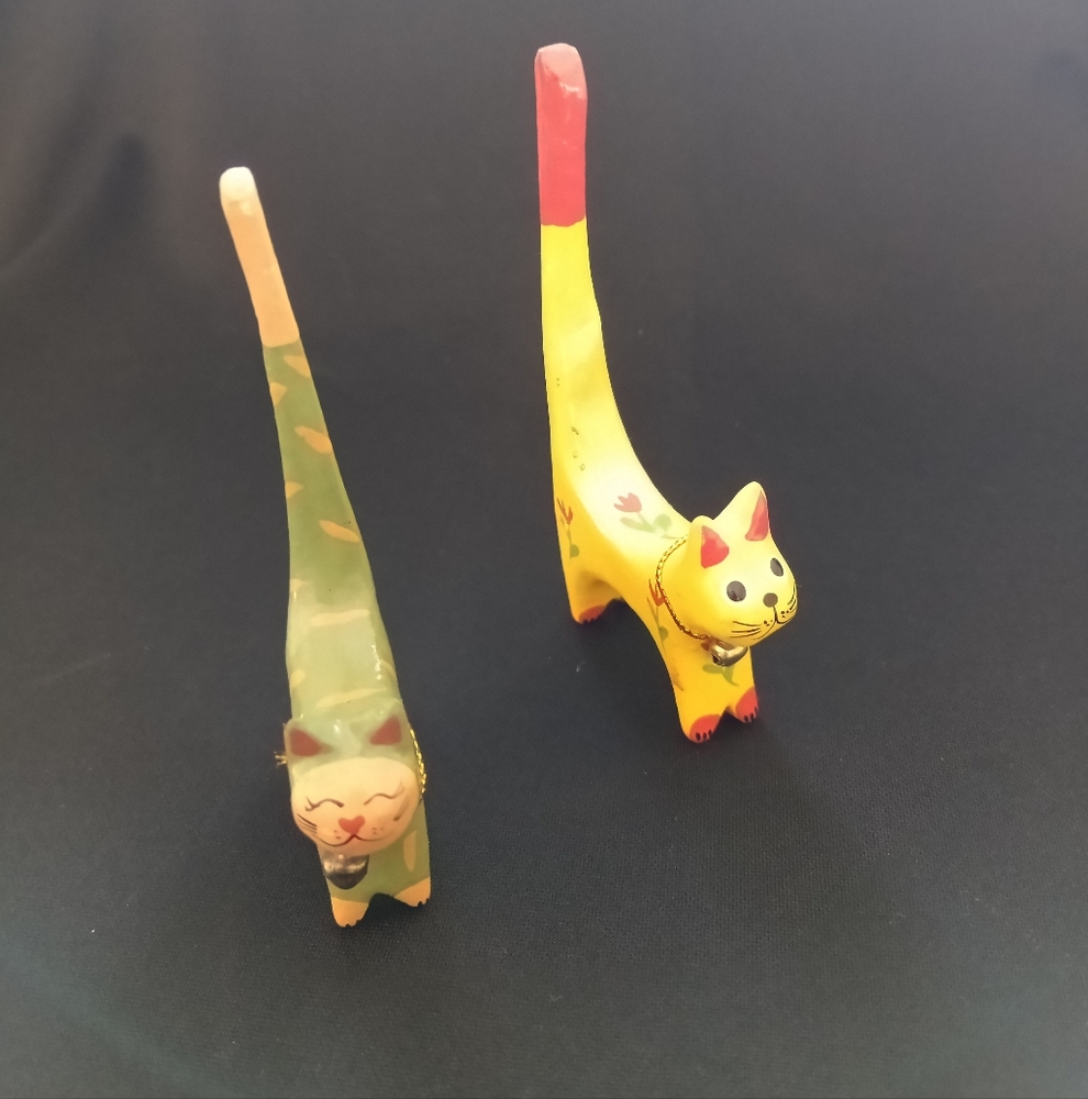 Two Handcrafted Wood Mini Cat Figurines - Green and Yellow - Picture 4 of 17